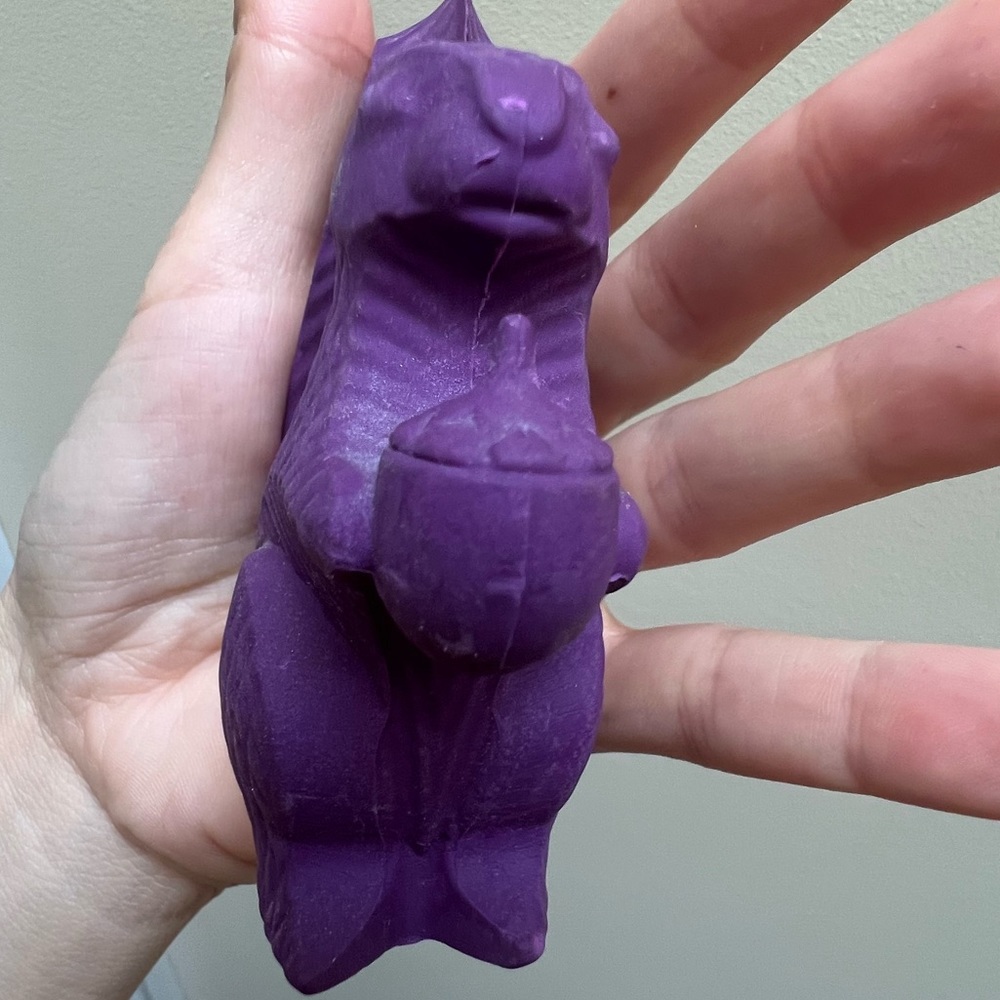 JONATHAN ADLER Giant Purple Squirrel Eraser - Picture 7 of 10